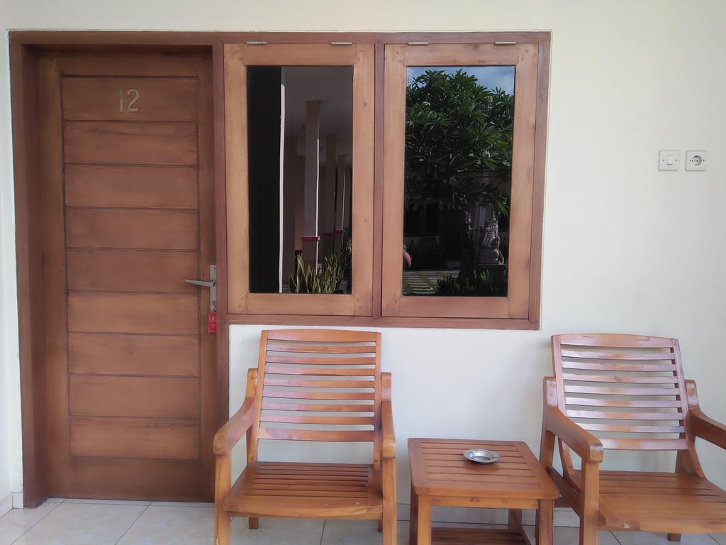 Deka Homestay Mataram Exterior photo